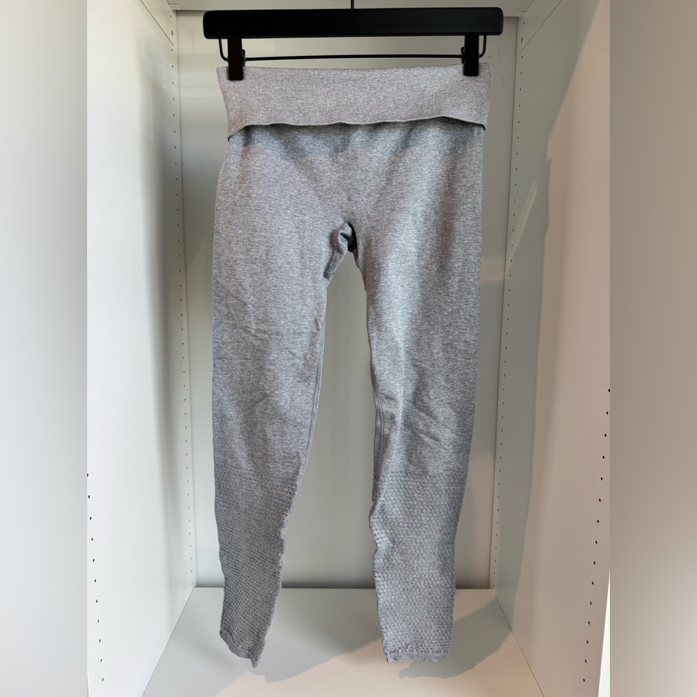 Fabletics Heather Gray Seamless Leggings